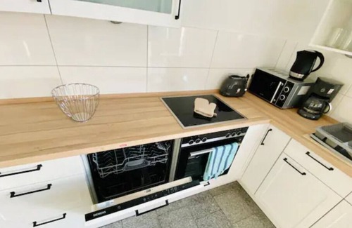 Vienenburg Condo | FeWo Seestadt with balcony