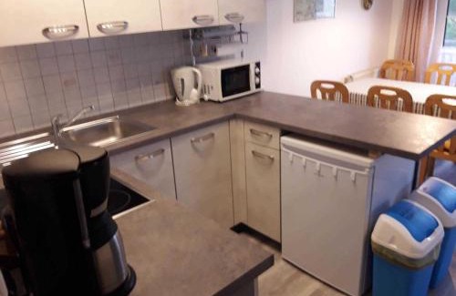 Karlshagen Apartment | Family-Friendly Retreat at Fewo Sommergarten 4010