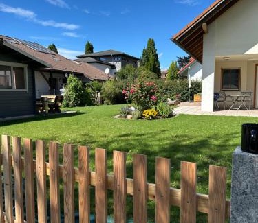 Buchloe Apartment | Discover Fewo Susi Allgäu: Family-Friendly Retreat with High Rating