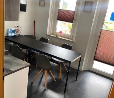 Plauen Apartment | Comfortable FeWo WIEKO in Plauen - Pet Friendly Retreat
