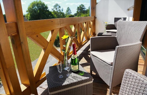 Drahnsdorf House | Pet-Friendly Getaway at FeWo-Zimmer-Auszeit - 8/10 Score
