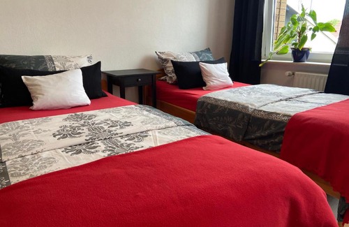 Thiede Apartment | Cozy FeWo Zum Panscheberg - Rated 8.7, Family Friendly Stay
