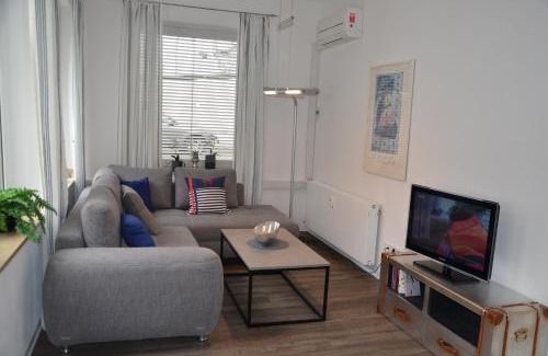 Obermarsberg Apartment | Oceanfront Retreat at FEWO - Zum Tresor - Rated 9/10!