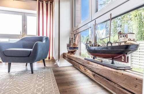 Harrislee Apartment | Elegant Maisonette at Fewo1846 with Park-like Grounds