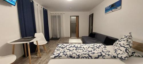 Bad Wurzach Apartment | Family-Friendly Retreat at FeWo2 & Bad Wurzach