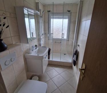 Oker Apartment | Top-Rated Family Retreat at FeWoaufdemAdenberg