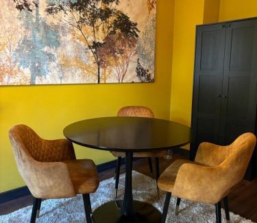 Gohlis-Mitte Apartment | Family-Friendly Stays at FewoCompany with Top Ratings