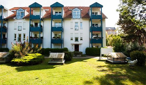 Connewitz Apartment | Family-Friendly FewoLeipzig Süd with Garage Access