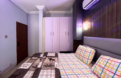 Ofin Apartment | Relax at Fey Pad: Beachfront Escape with Hot Tub & Views