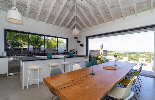 Vitet Villa | Feyrouz Villa: Oceanfront Haven with Private Pool & Spa