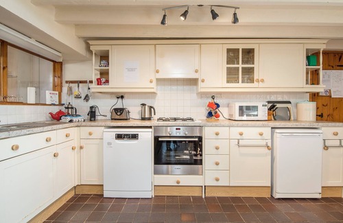 Trefasser House | Fferm Ty Uchaf: Family-Friendly Holiday Home in Strumble Head
