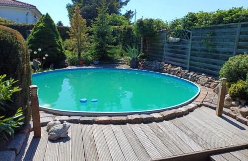Ueckermuende Apartment | Relax at FH "An der Quelle": 4-Star Family-Friendly Escape