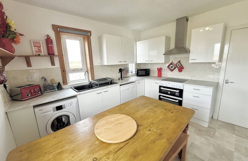 Knockaird Cottage | Oceanfront Retreat: Fianais @ The Decca Near Eoropie Beach