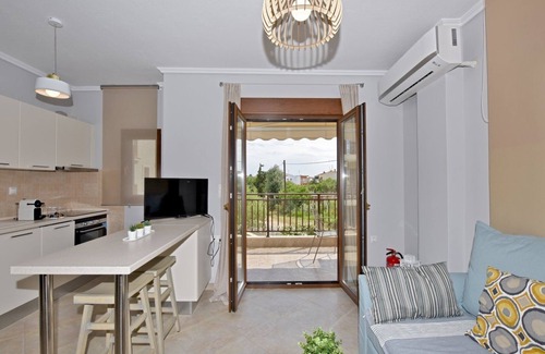 Paralia Dionysiou Apartment | Fibes Luxury Living 3 by RentalsPro