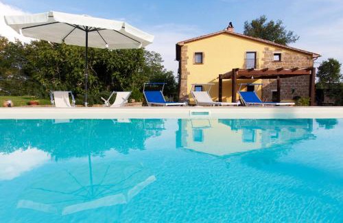 Pitigliano Bed & Breakfast | FicOlivo: Prime Oceanfront Stay with Pool & High Ratings