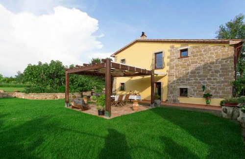 Pitigliano Bed & Breakfast | FicOlivo: Prime Oceanfront Stay with Pool & High Ratings