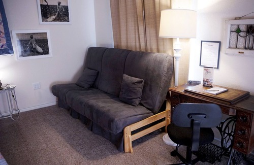 Carlsbad Bed & Breakfast | Discover Fiddler's Inn: Guest Rated 9.8 with Spa & Hot Tub