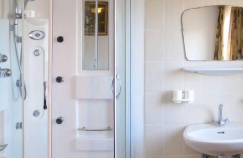 Bruck am Ziller Apartment | Relaxing Retreat at Fiechter by Interhome with Lake Views