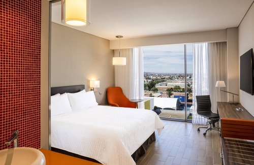 Aguascalientes Hotel | Experience Comfort at Fiesta Inn Aguascalientes Patio