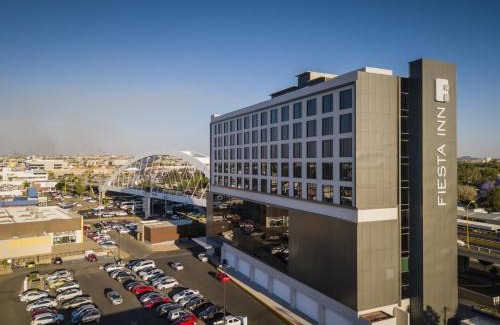 Aguascalientes Hotel | Experience Comfort at Fiesta Inn Aguascalientes Patio