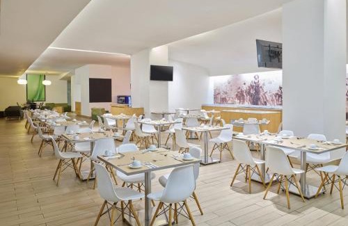 Durango Hotel | Discover Fiesta Inn Durango: Pet-Friendly & 4-Star Comfort