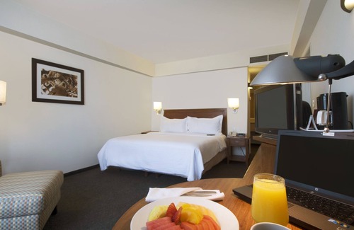 Puebla Hotel | Discover Fiesta Inn Puebla Finsa: Wheelchair Accessible Stay