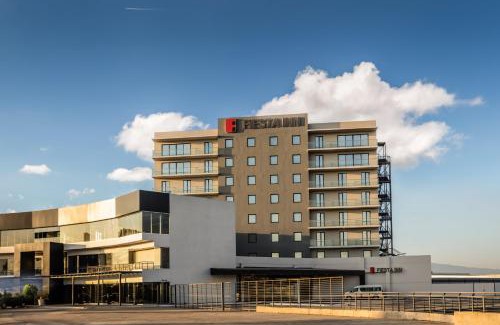 Tlaquepaque Hotel | Discover Fiesta Inn Guadalajara Aeropuerto: Pet-Friendly Getaway