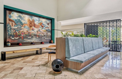 Oaxaca Hotel | Relaxing Fiesta Inn Oaxaca: Rated 8.6 with Pool & Spa