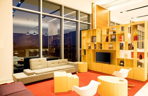 Pachuca Hotel | Discover Fiesta Inn Pachuca Gran Patio: Rated 9/10 with Pool