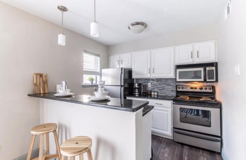 North Dallas Apartment | Relaxation Awaits: Peaceful Stay with Pool & Pet-Friendly