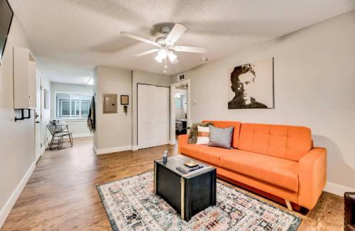 Old East Dallas Apartment | Discover Dallas: Ideal for Families & Pet Lovers