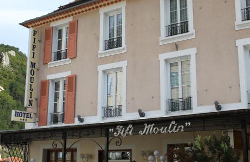 Serres Hotel | Pet-Friendly Fifi Moulin: Family Comfort & High Guest Ratings