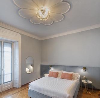 Scala Apartment | Elegant Fifty Eight Suite Milan: Top Rated Family Getaway