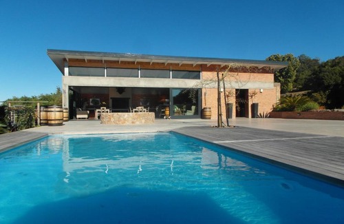 Kouga House | Experience Fijnbosch Game Lodge in Jeffreys Bay - 10/10 Rated