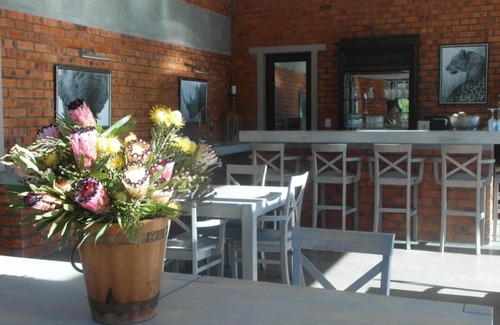 Kouga House | Experience Fijnbosch Game Lodge in Jeffreys Bay - 10/10 Rated