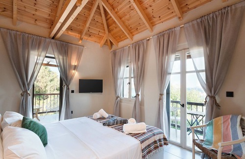 Methoni House | Relaxing Getaway at Filanthi The Project with Spa & Breakfast