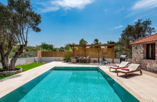 Pastida Villa | Experience Filerolia Stone House: Oceanfront with Pool