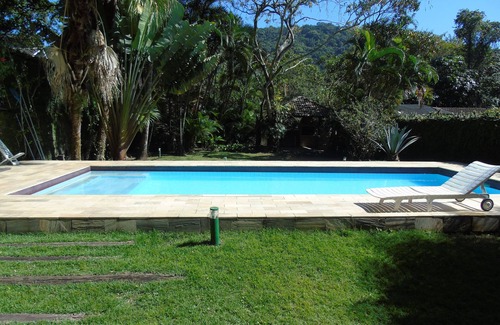 Sao Sebastiao House | Unforgettable Stay at Cambury Filet for 12 Guests