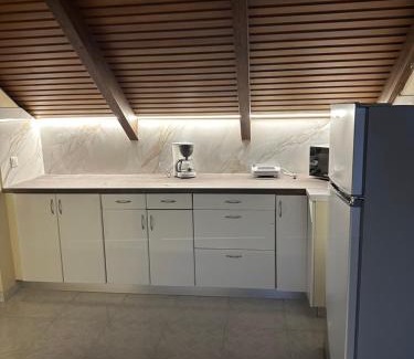 Argostoli Town Apartment | Pet-Friendly Filippos Apartments with 9/10 Guest Rating