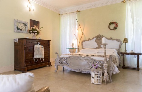 Torre Santa Susanna Bed & Breakfast | Filobrocante: Pet-Friendly Haven with Ocean Views & Breakfast