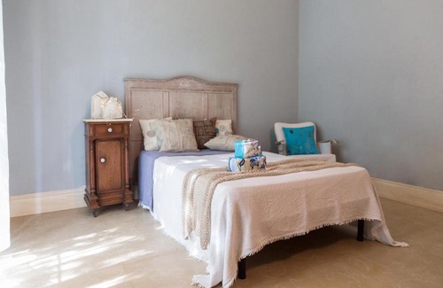 Torre Santa Susanna Bed & Breakfast | Filobrocante: Pet-Friendly Haven with Ocean Views & Breakfast