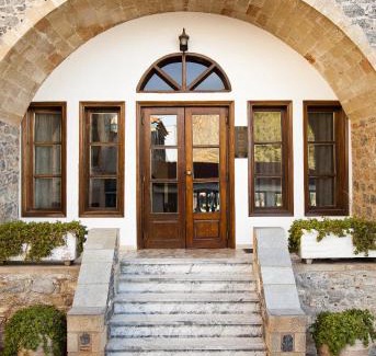 Monemvasia Hotel | Filoxenia Hotel: Oceanfront Stay with 9/10 Guest Rating