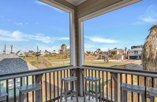Port Aransas Apartment | Unforgettable Stays at Fin - And Tonic: 10/10 Rated Escape