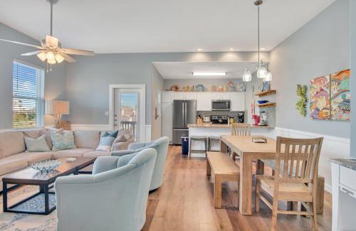 Port Aransas Apartment | Unforgettable Stays at Fin - And Tonic: 10/10 Rated Escape