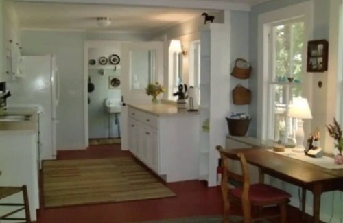 Melvin Village House | Last Chance: Classic Lake House with Spa and Pool Access