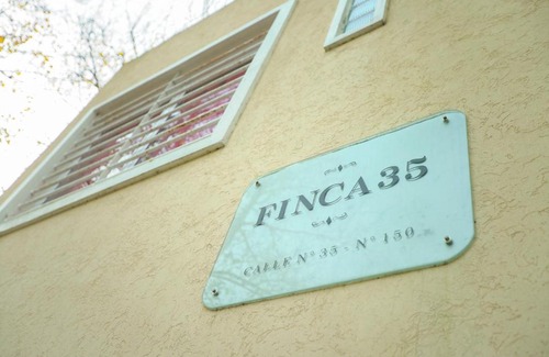 Mar Azul Apartment | Guest Rated: Finca 35 with Pet-Friendly Amenities