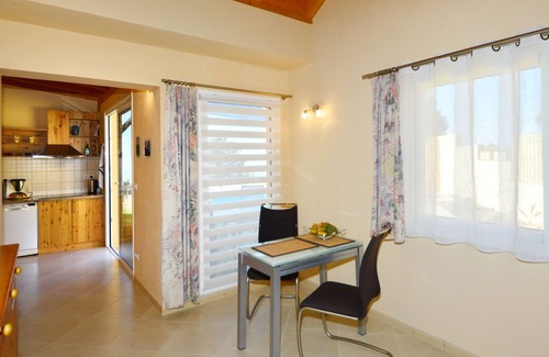 Puntagorda Apartment | Cozy Finca with Terrace, Pool & Breakfast for 2 Guests