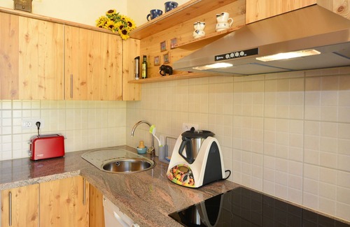Puntagorda Apartment | Cozy Finca with Terrace, Pool & Breakfast for 2 Guests