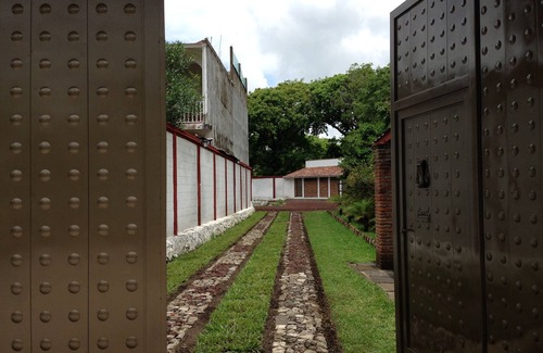 Catemaco House | Scenic Finca Agaltepec Catemaco with Lake View & Kitchen