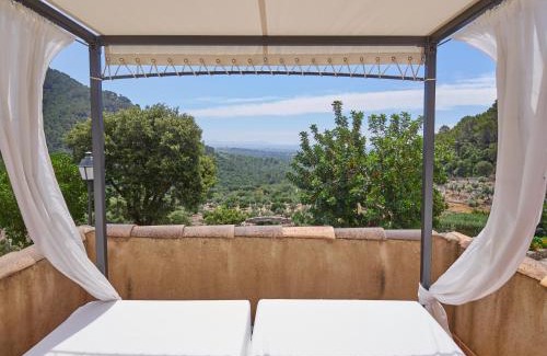 Binibona Hotel | Discover Finca Albellons: 4-Star Oceanfront Getaway